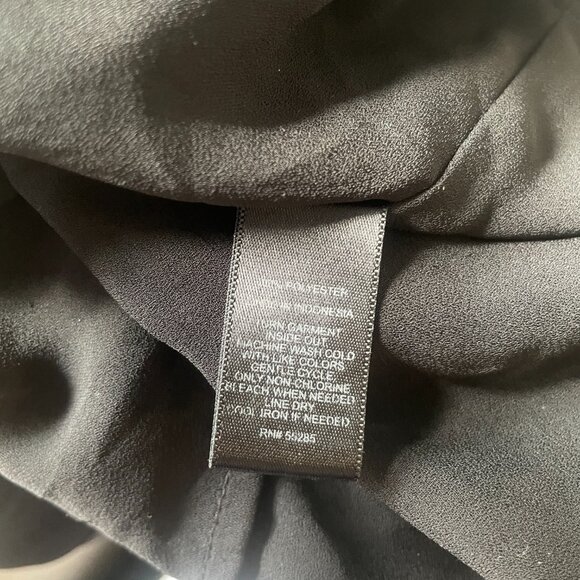 Express Black Satin Cami Tank Top with Button Details Keyhole Back Size S - Picture 7 of 8